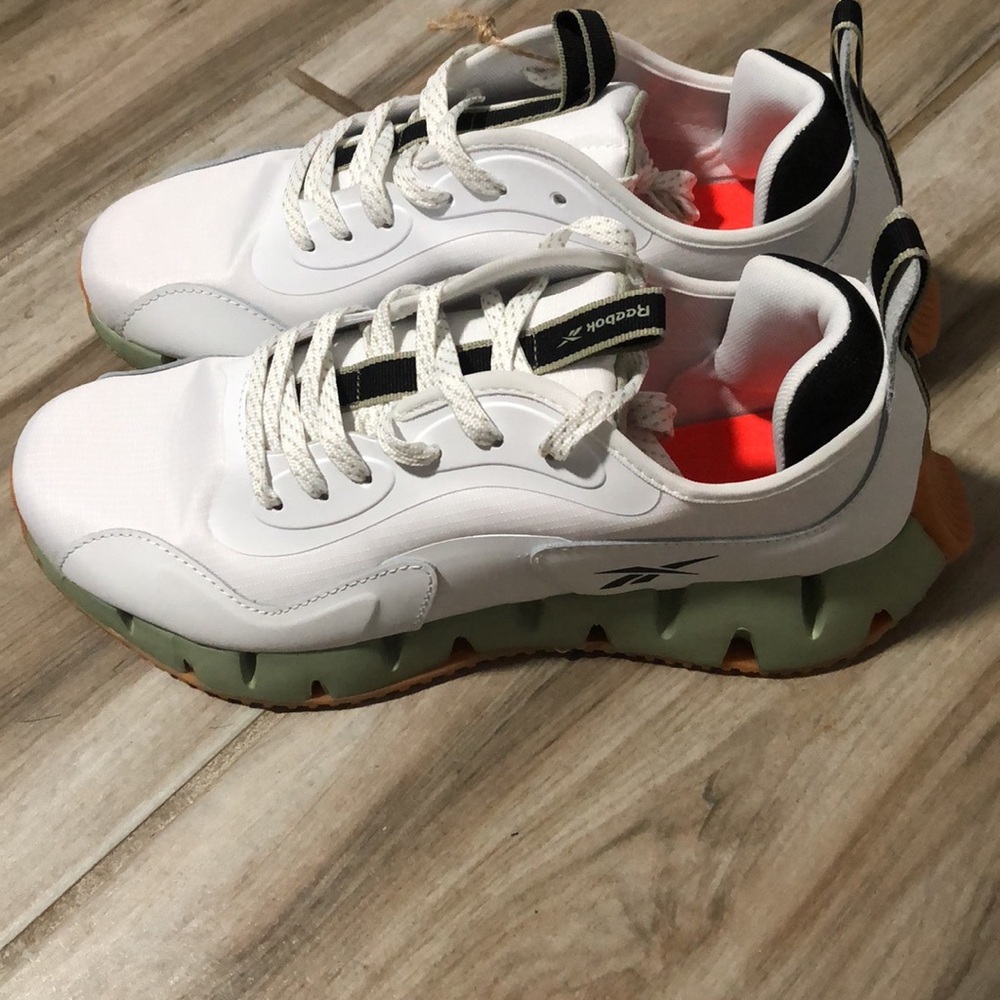 REEBOK ZIG DYNAMICA WHITE/LT GREEN - Picture 4 of 8